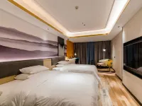 金尚雲居藝術民宿（同德廣場金尚俊園尚座店） 白龙寺附近的飯店
