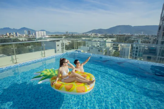 Pharaoh Boutique Hotel Danang Отели рядом со станцией Đà Nẵng Railway Station