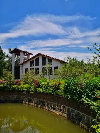 Zixia Guesthouse Отели рядом с достопримечательностью «Heyuan Yuewang Mountain Scenic Area»