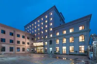 Zunhua Wenhua South Road Jinjiang Metropolo Hotel - parking