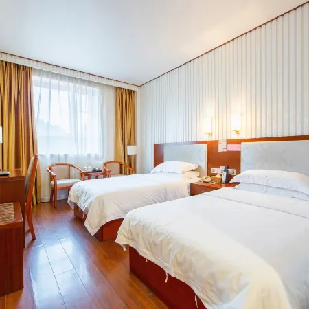 Zhuyuan Hotel (Guangzhou South China Agricultural University) Отели рядом с достопримечательностью «Станция метро Wushan»