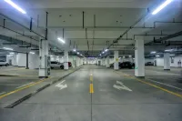 jinwokaidi wenhua hotel - parking