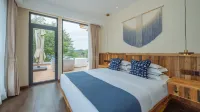 Floral Hotel·Liyang Mountain Fork Hotel (Nanshan Bamboo Sea Store) Hotels in Liyang