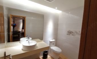 Maoming Xuda Golden Business Hotel