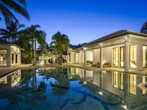 The Anda Mani Khaolak Beachfront Villas