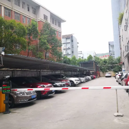 Shangjiayuyan · OXYGEN Urban Aesthetic Hotel (Zunyi Huichuan District Guomao Shopping Center)