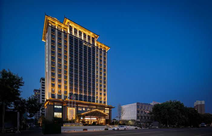 Yili Luxury Hotel