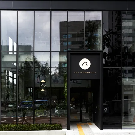 Hotel Anteroom Seoul Gangnam Отели рядом с достопримечательностью «Флагманский магазин Line Friends»