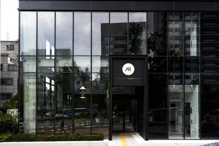 Hotel Anteroom Seoul Gangnam Отели рядом с достопримечательностью «Hello Museum»