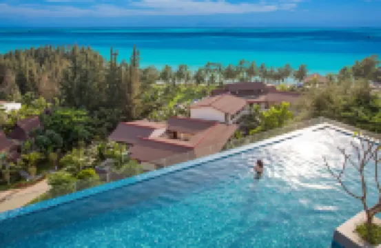 Sheraton Maoming Romantic Beach Resort