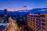 CLOUDS HOTEL CLOUD Huachen Hotel (Yuxi Normal University)