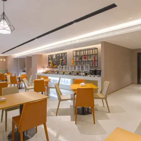 City Comfort Inn Hotel (Gongcheng Binjiang)