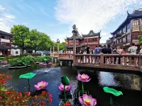 GreenTree Inn Express (Shanghai City God's Temple BundYu Garden subway station shop)