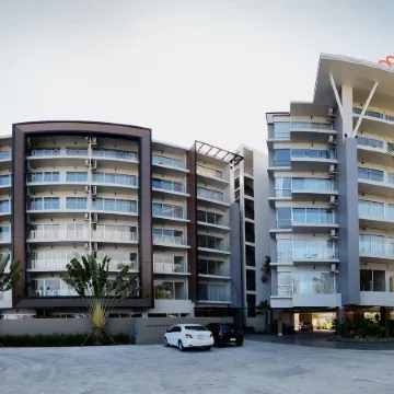 Chic Condo Karon by Resava