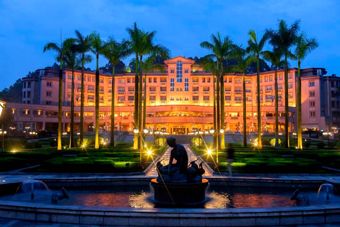 Fontainebleau Hotel-Foshan Updated 2022 Room Price-Reviews & Deals |  Trip.com
