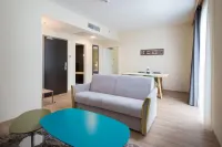 Akeah Verdi Budapest Hotel di 