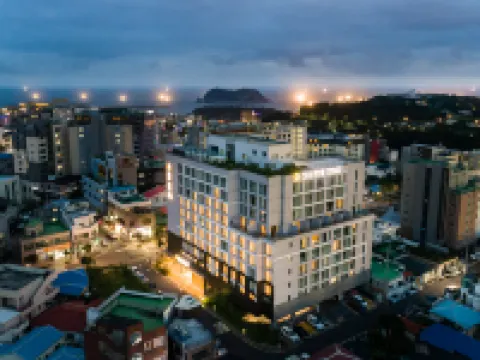 Shin Shin Hotel Cheonjiyean Hotels in Seogwipo