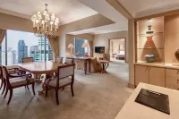 JW Marriott Hotel Jakarta Hotel dekat Pejaten Village