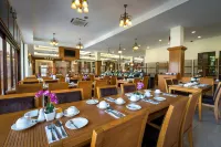 Tok Aman Bali Beach Resort @ Beachfront Hotels in Semerak