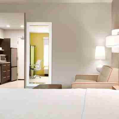 Home2 Suites by Hilton Houston Webster Rooms