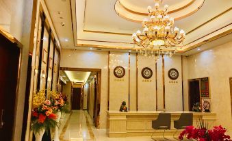 Quxian Jinguan Hotel