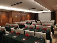 Guiyang Wanyi International Hotel (Guanshanhu Park Lincheng West Road Subway Station Branch)