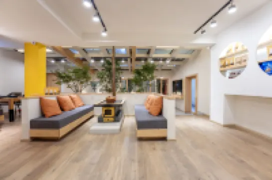 理昂·於牧之野設計師民宿（獨克宗古城）