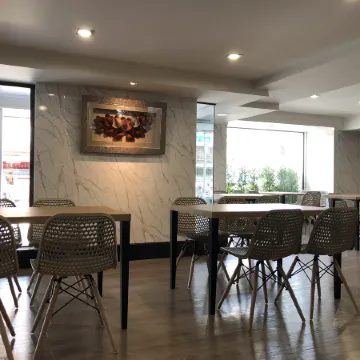 Ayothaya Hotel Отели рядом с достопримечательностью «Ват Махатхат»