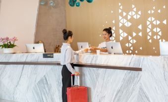 Atour Hotel