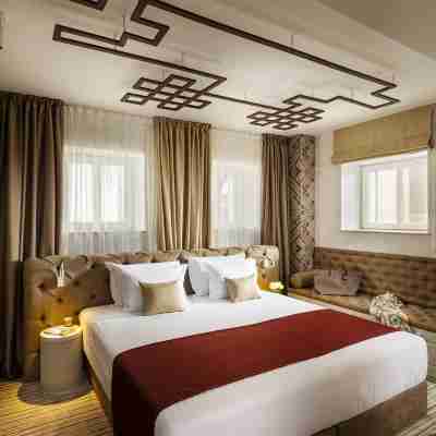 Gallery 37 Powered by ASTON Rooms