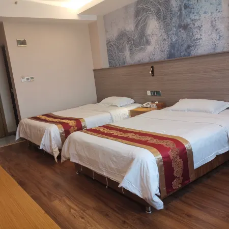 Longchuan Wanlong Business Hotel