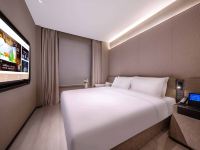 桔子水晶北京王府井步行街酒店 - 高级大床房