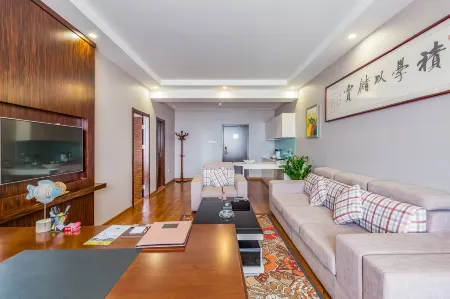 Huatian Caohai Holiday Hostel Отели рядом с достопримечательностью «Zhangbei Bashang Grassland»