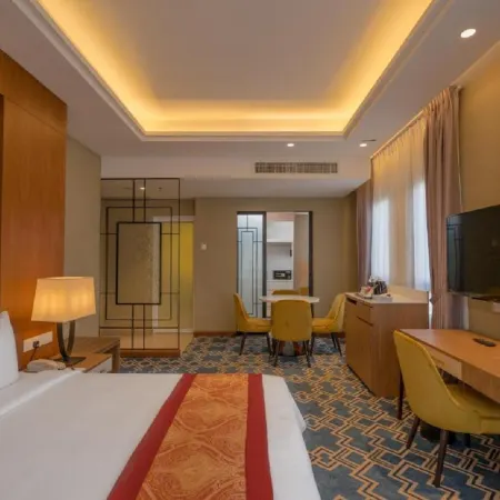 MPalace Hotel KL Отели рядом с достопримечательностью «Торговый комплекс Pertama»