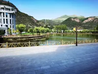 Yelinguan Hotel Hotels in Lintan