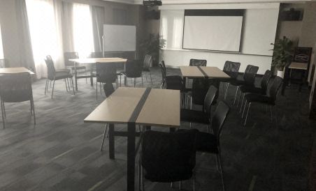 Yuefeng Hotel (Yangjiang Bus Terminal, Wal-Mart) - Housity