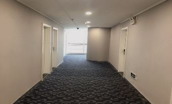 7Days Inn Nanchang Bayi Square Railway Station West Square Branch - Housity