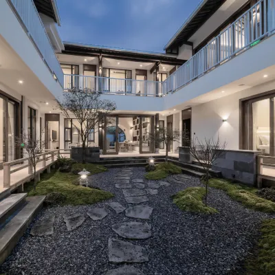 Tengchong Yashang · Evening Cloud Return Spring Hotel[The first choice for overseas tourists] Hotels near Heshun Library