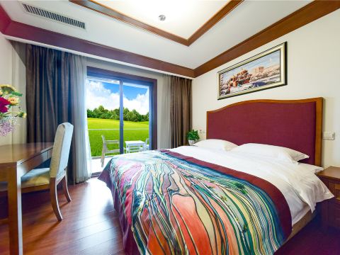 Songming Yujian Resort Hotel