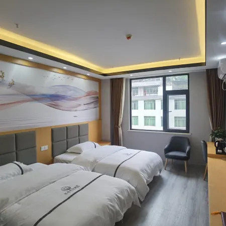 Huaping Yitong Hotel