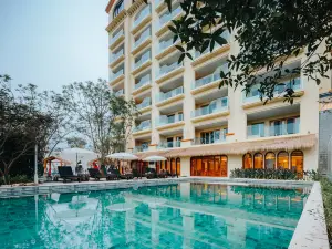Mount Emei Zhizhu Resort Hotel