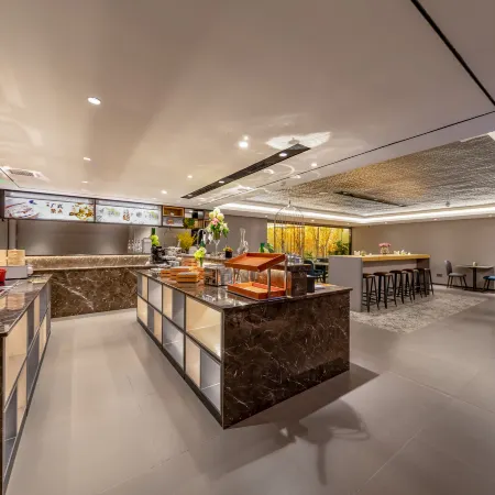 Homeinn Selected Hotel (Foshan Ancestral Temple Subway Station)