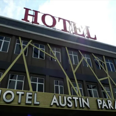 Hotel Austin Paradise