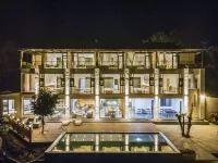 Hongya Baopu Yunlu Homestay - Infinity Pools