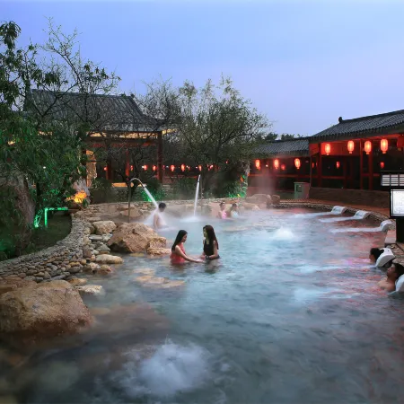 Lotus Mountain Hot Spring Resort