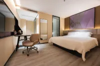 IU Hotel (Heyuan South Gate Center store) Hotels in Heyuan