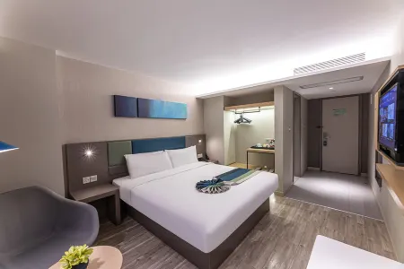 Homeinn Selected Hotel (Suzhou Guanqian Street) Отели рядом с достопримечательностью «Quyuan Garden»