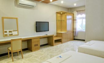 Mui Tau Hotel
