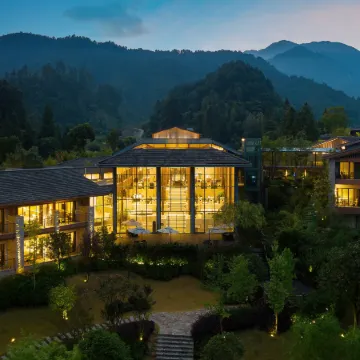 Mount Fanjing Borui Resort