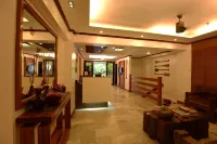 Abozza Resort